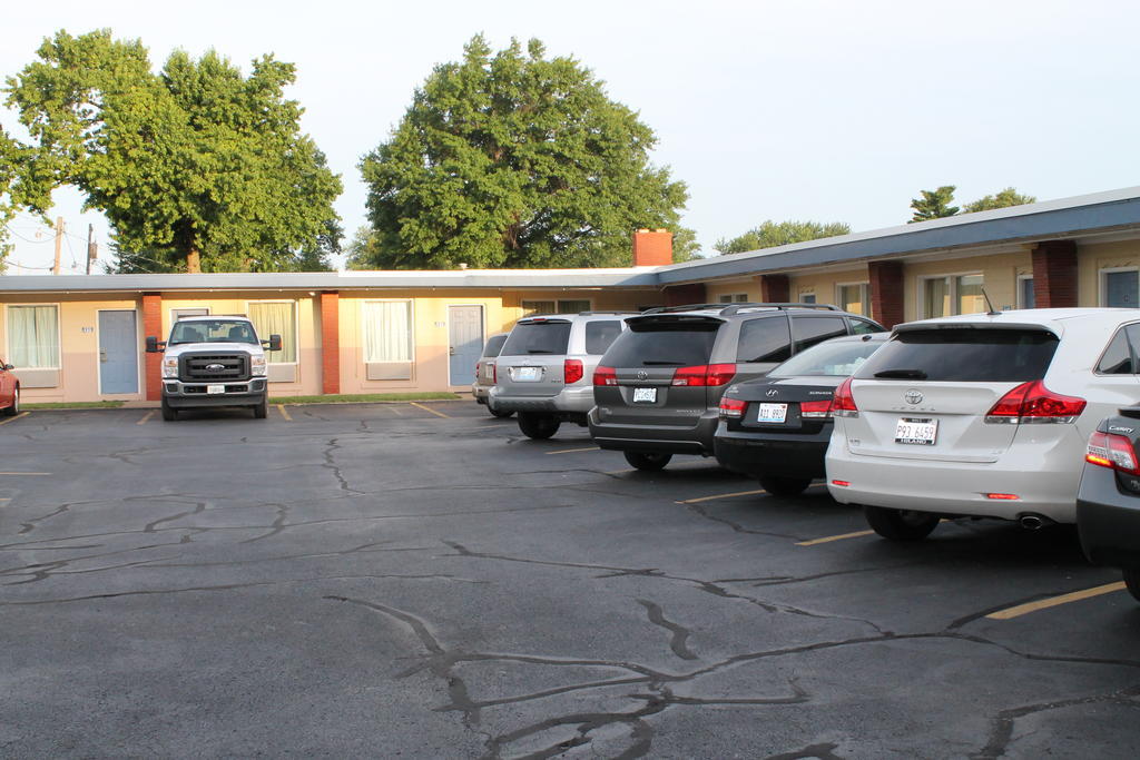 American Motor Inn - Rock Island Exterior photo